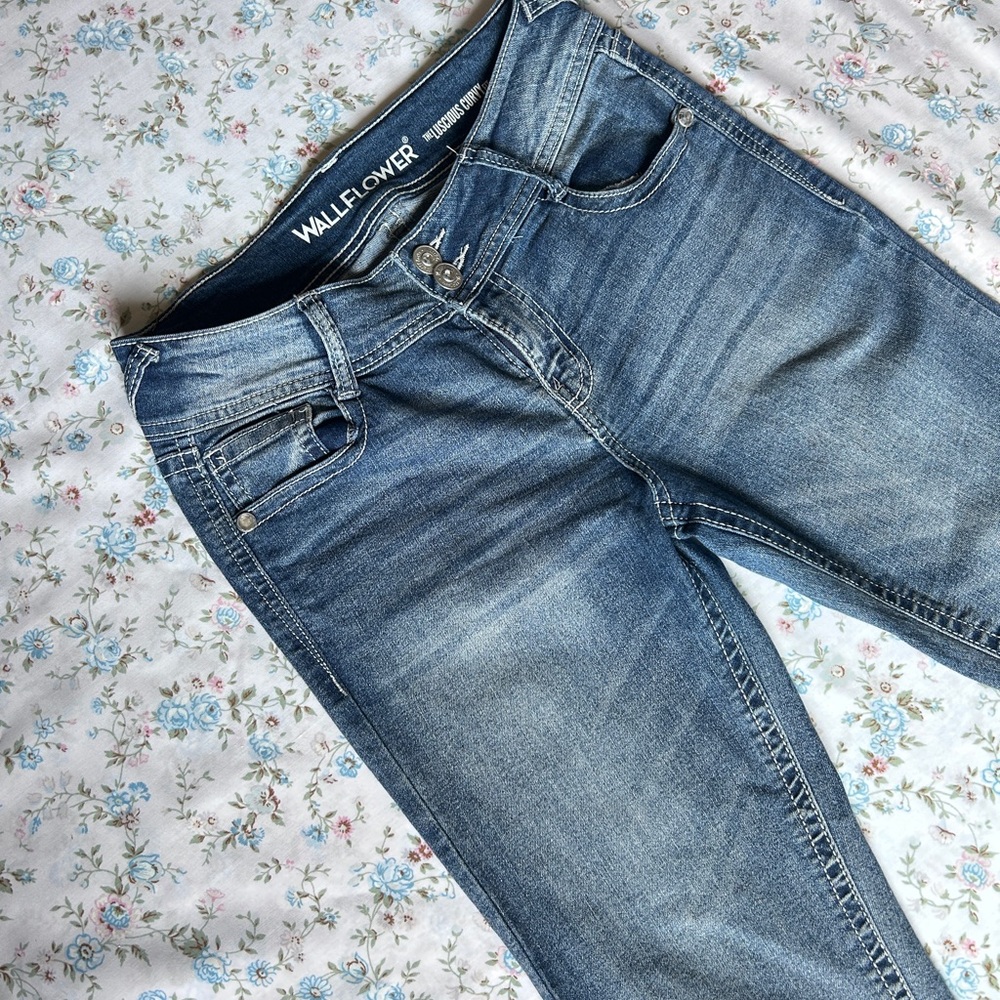 Wallflower Women's Blue Jeans